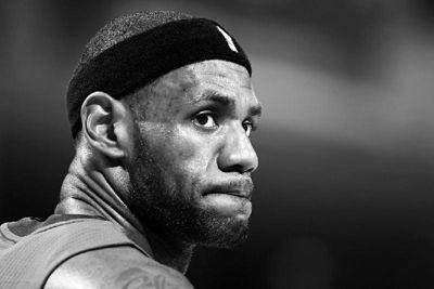 NBA骑士vs尼克斯，一场激情四溢的较量